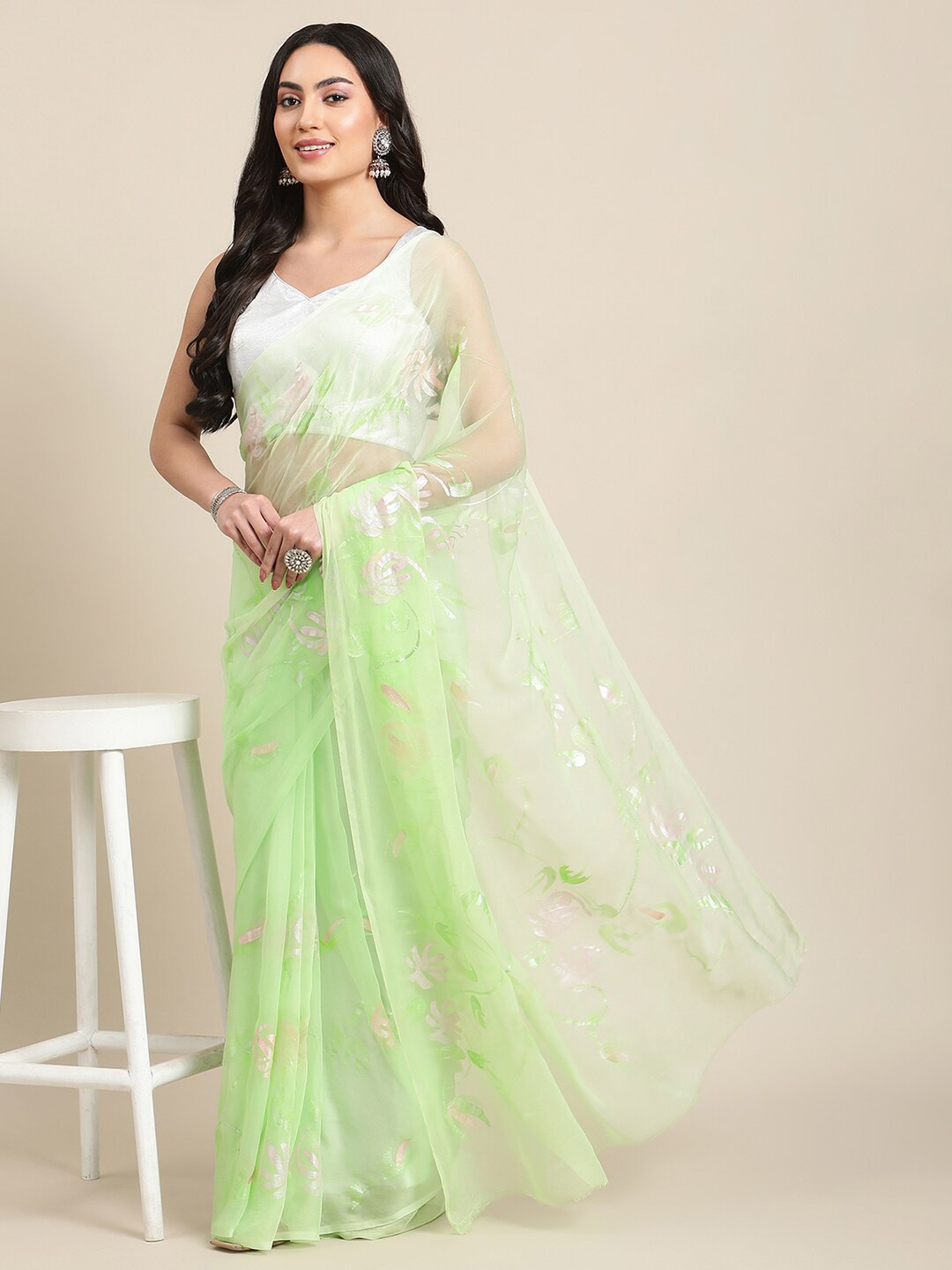 

La Vastraa Floral Pure Chiffon Saree, Green