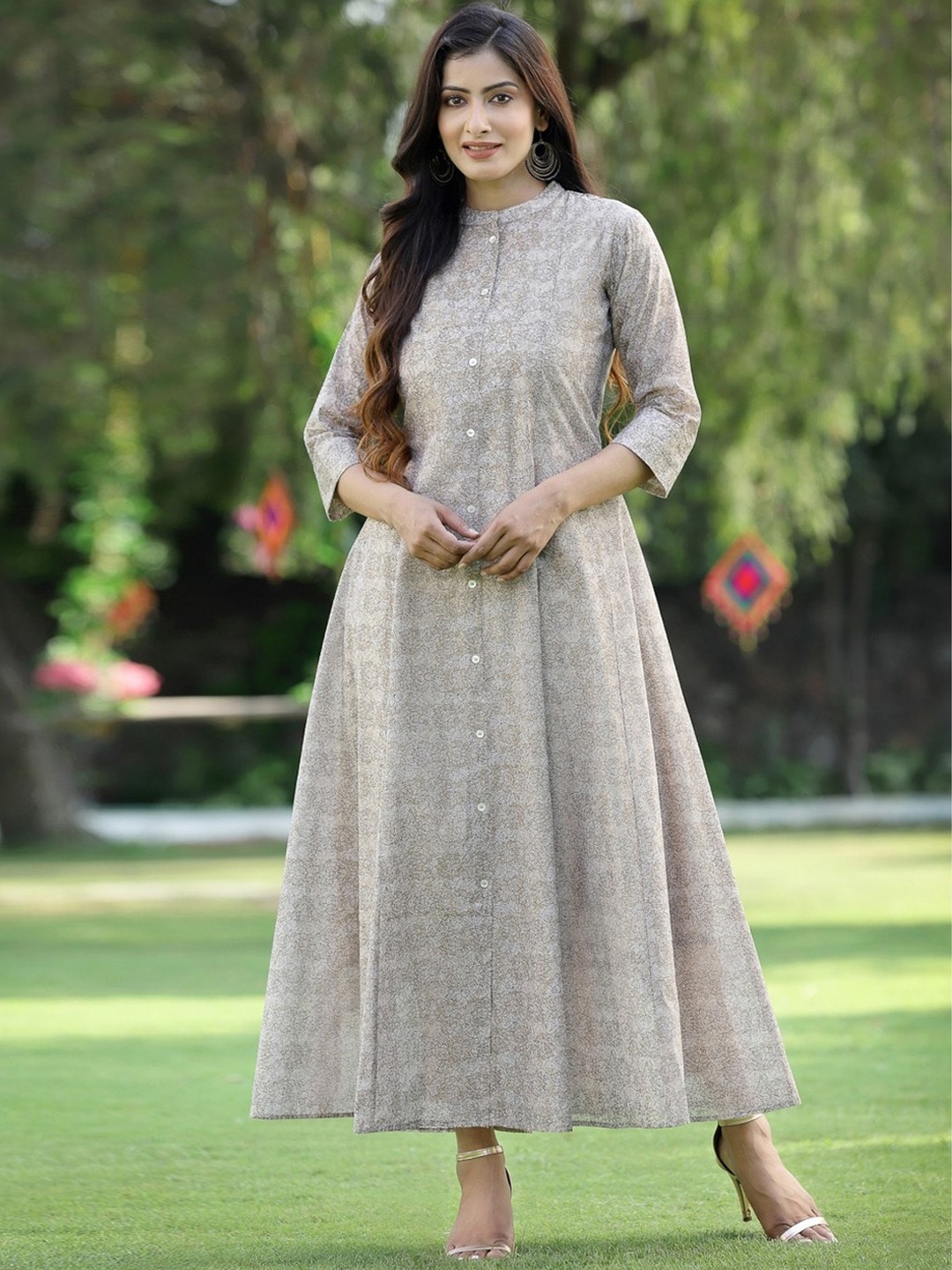 

Juniper Floral Printed Kurta, Grey