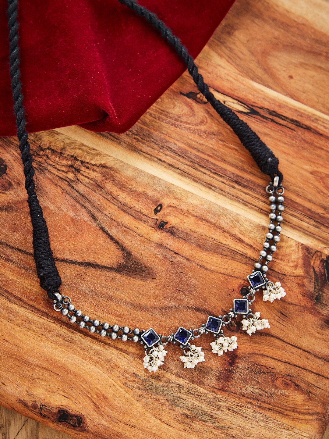 

Fabindia Silver-Toned & Black Silver Necklace, White