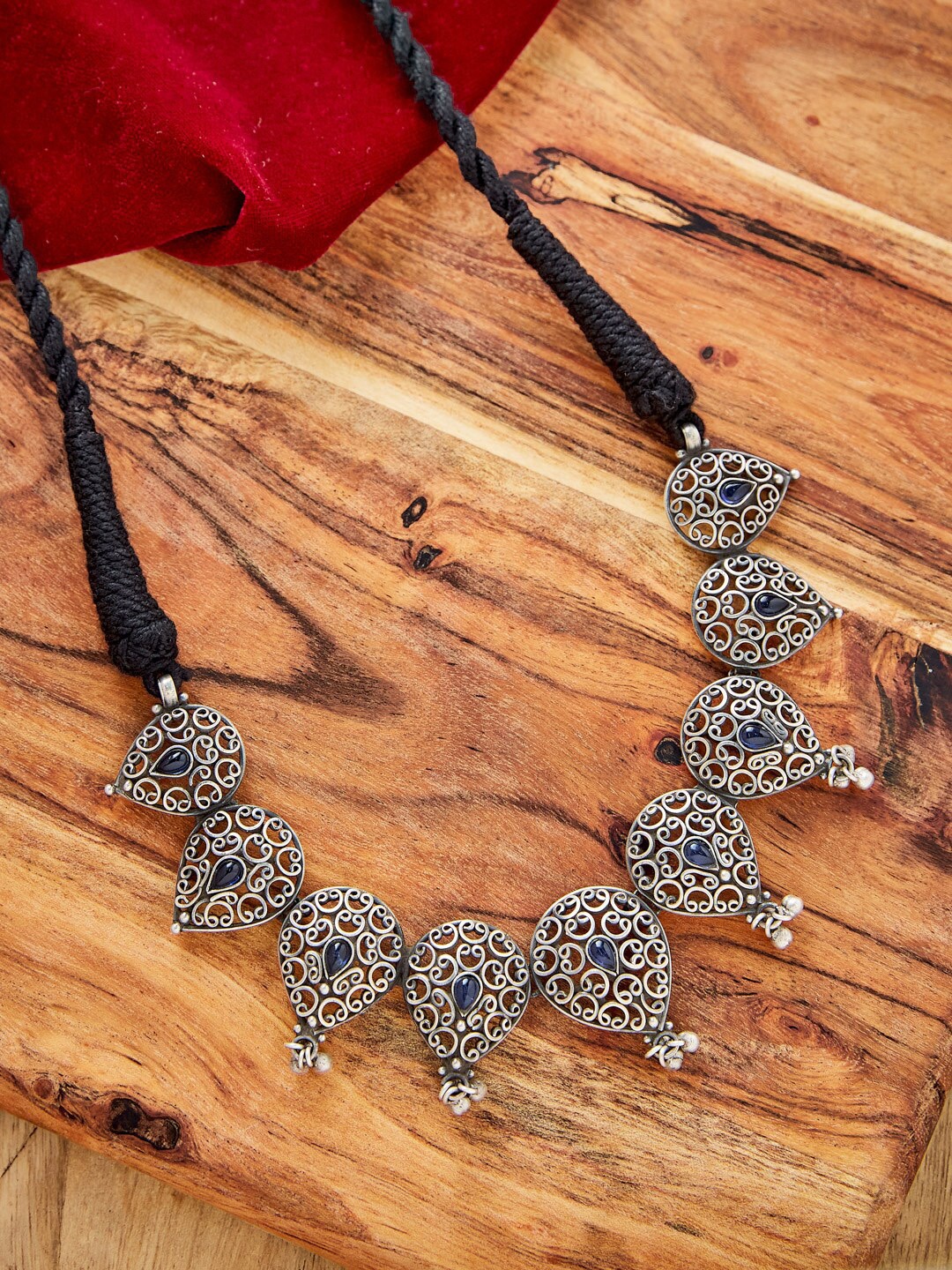 

Fabindia Silver Oxidised Necklace