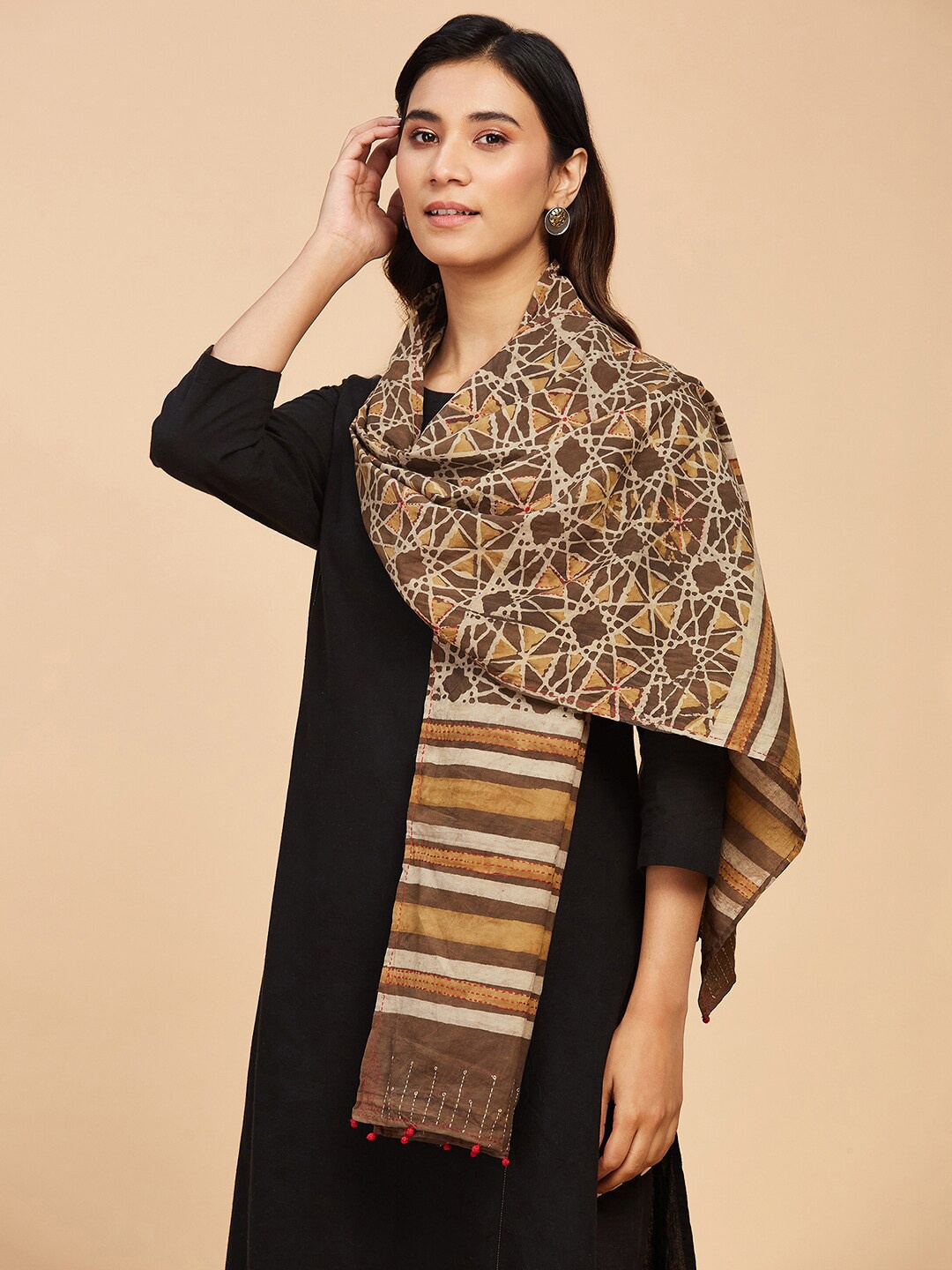 

Fabindia Women Geometric Printed Cotton Stole, Brown