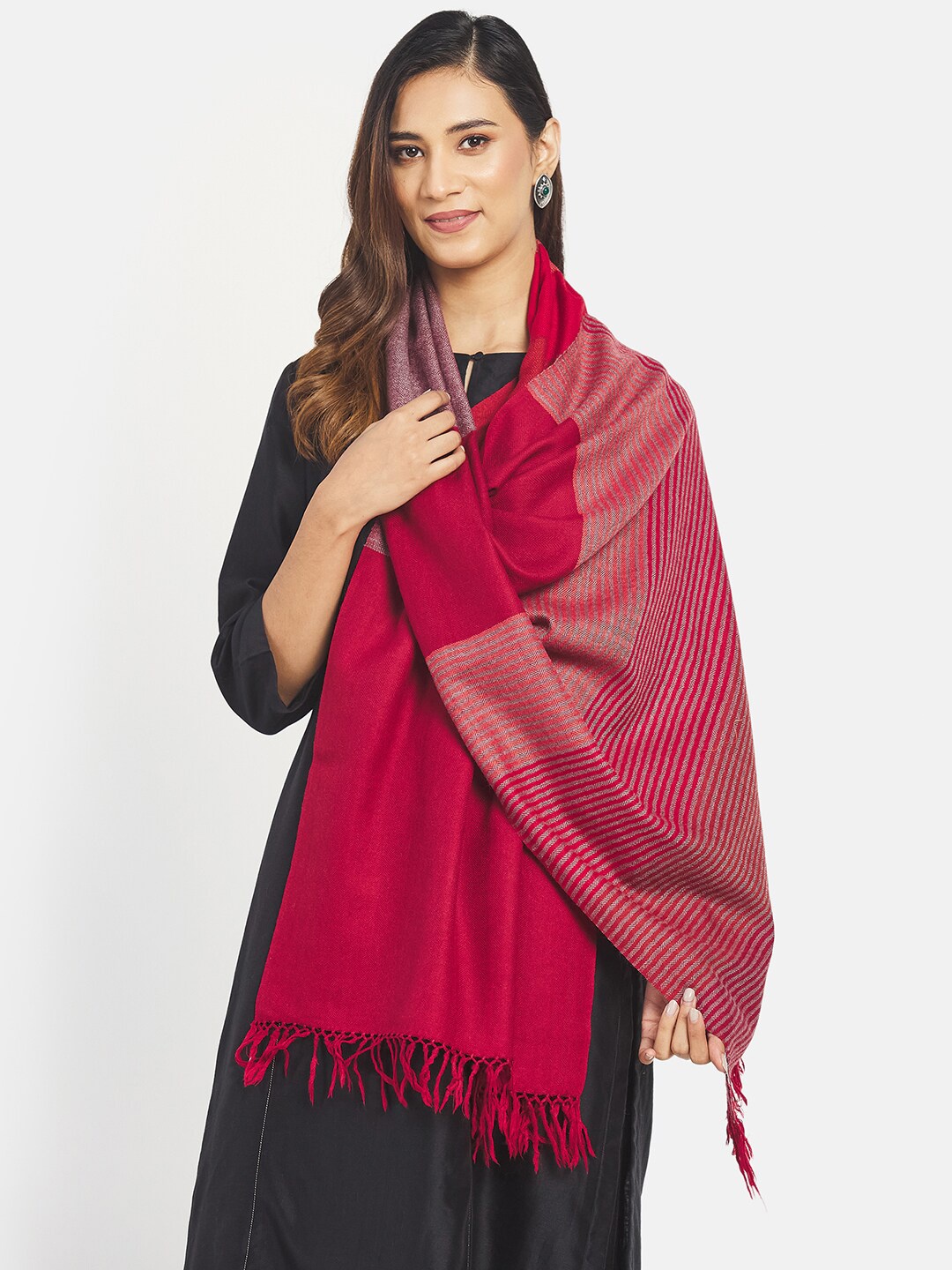 

Fabindia Women Woven Design Stripe Woollen Stole, Maroon