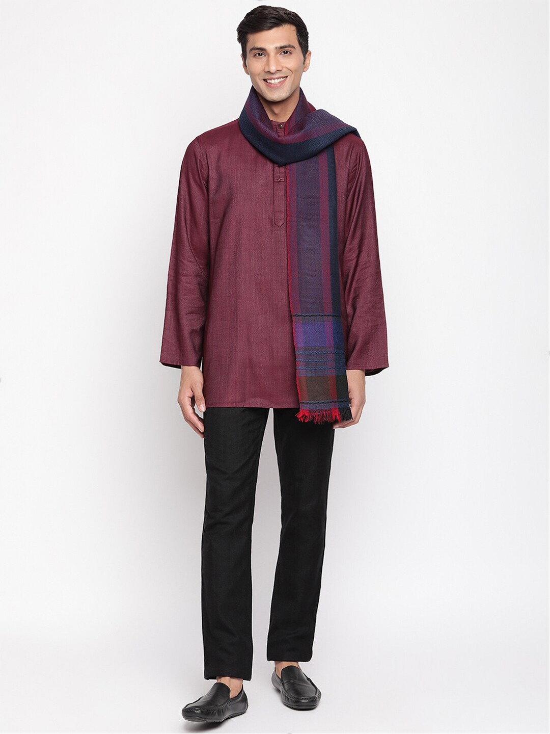 

Fabindia Men Woven Design Woollen Stole, Blue