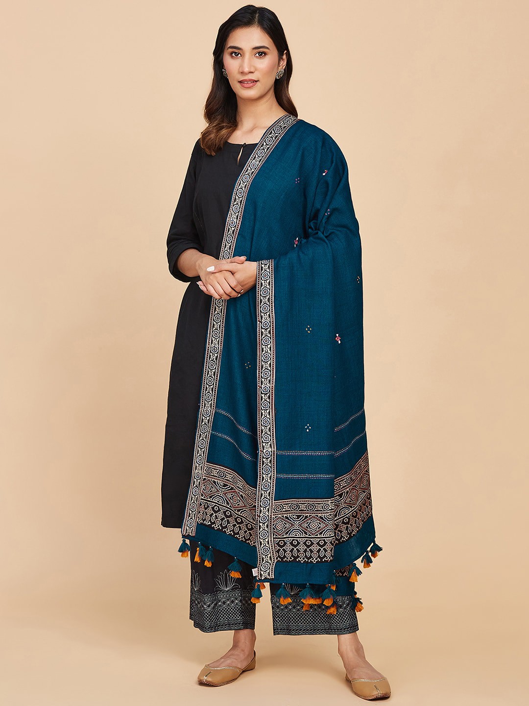 

Fabindia Women Embroidered Woollen Shawl, Blue