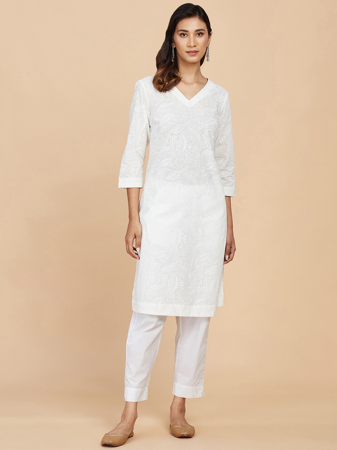 

Fabindia Ethnic Motifs Printed V-Neck Cotton Straight Kurta, White