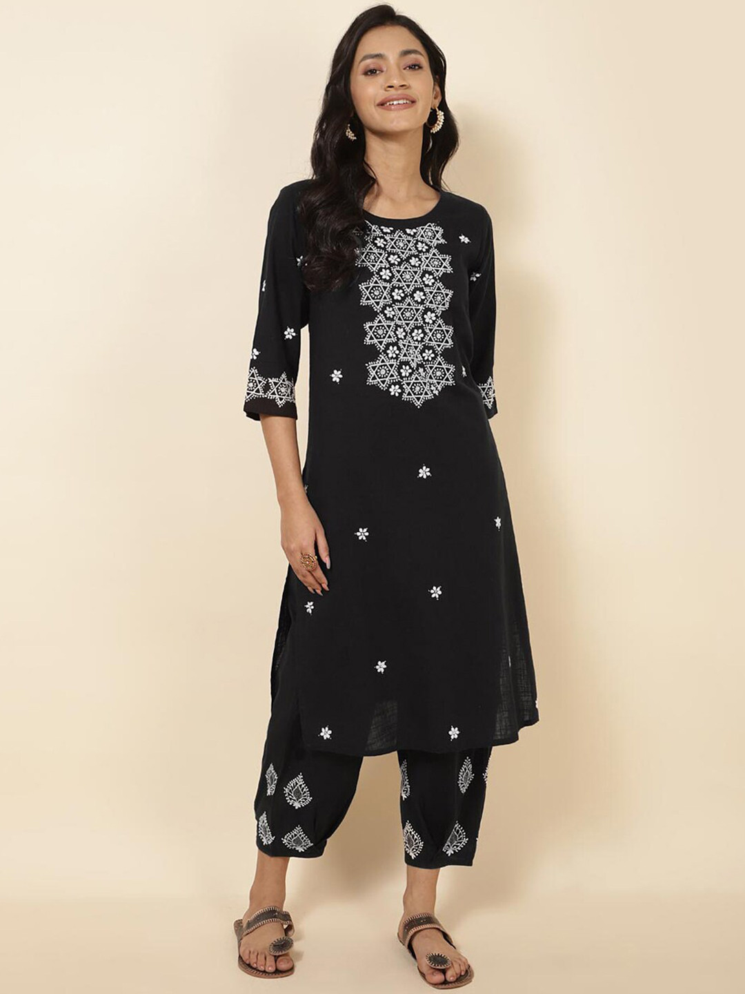 

Fabindia Ethnic Embroidered Straight Cotton Kurta, Black