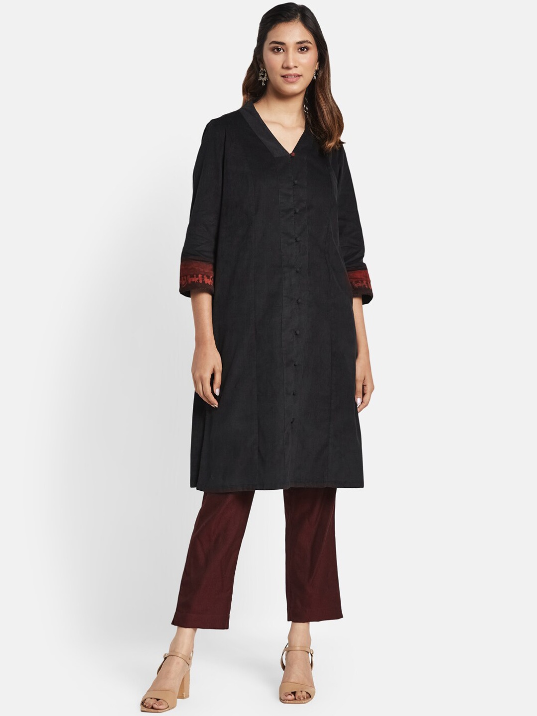 

Fabindia V-Neck Panelled Cotton Kurta, Black