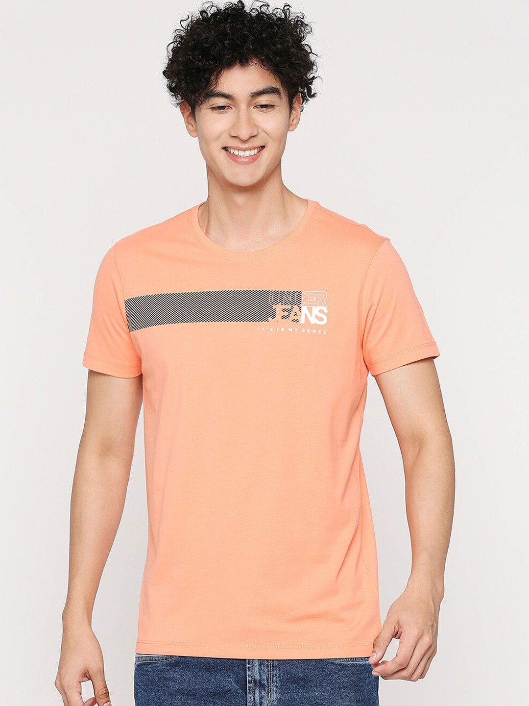 

UnderJeans by Spykar Typography Printed Cotton T-shirt, Peach