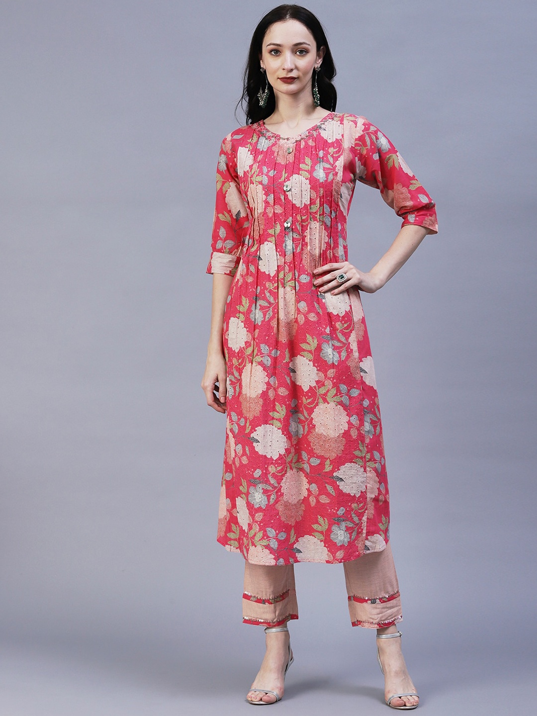 

FASHOR Floral Printed Panelled Schiffli Kurta with Trousers, Pink