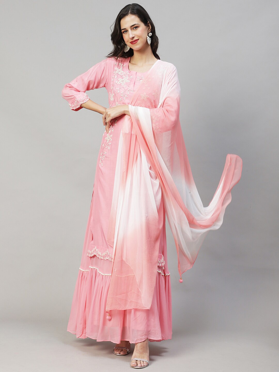 

FASHOR Floral Embroidered Georgette Kurta Set, Pink