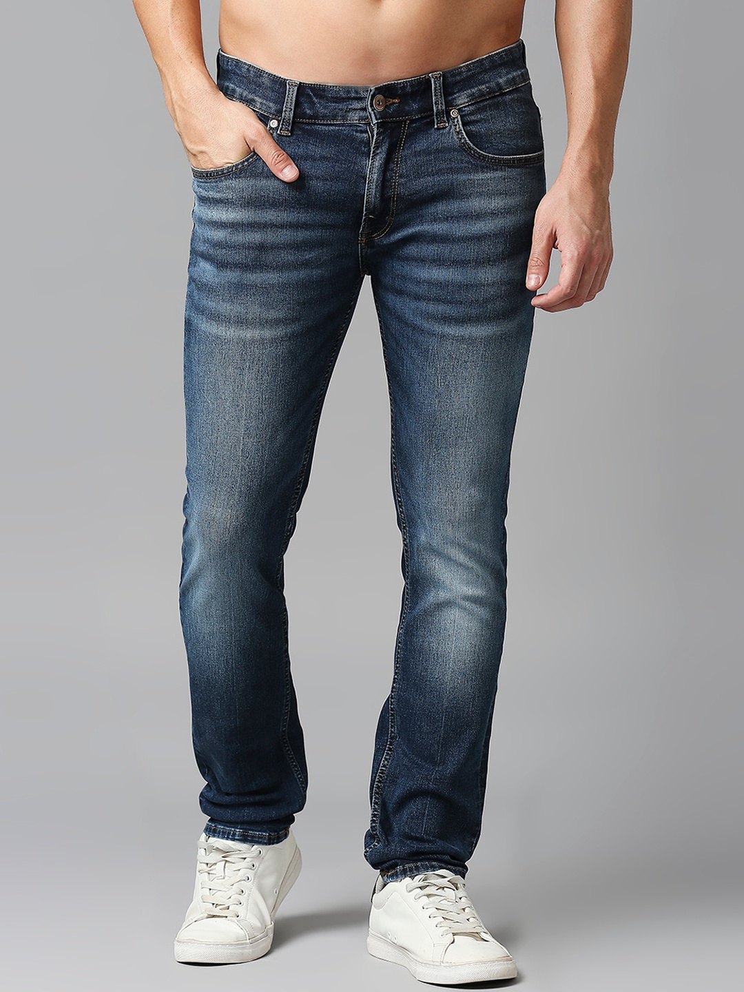 

SPYKAR Men Low-Rise Heavy Fade Stretchable Cotton Jeans, Blue