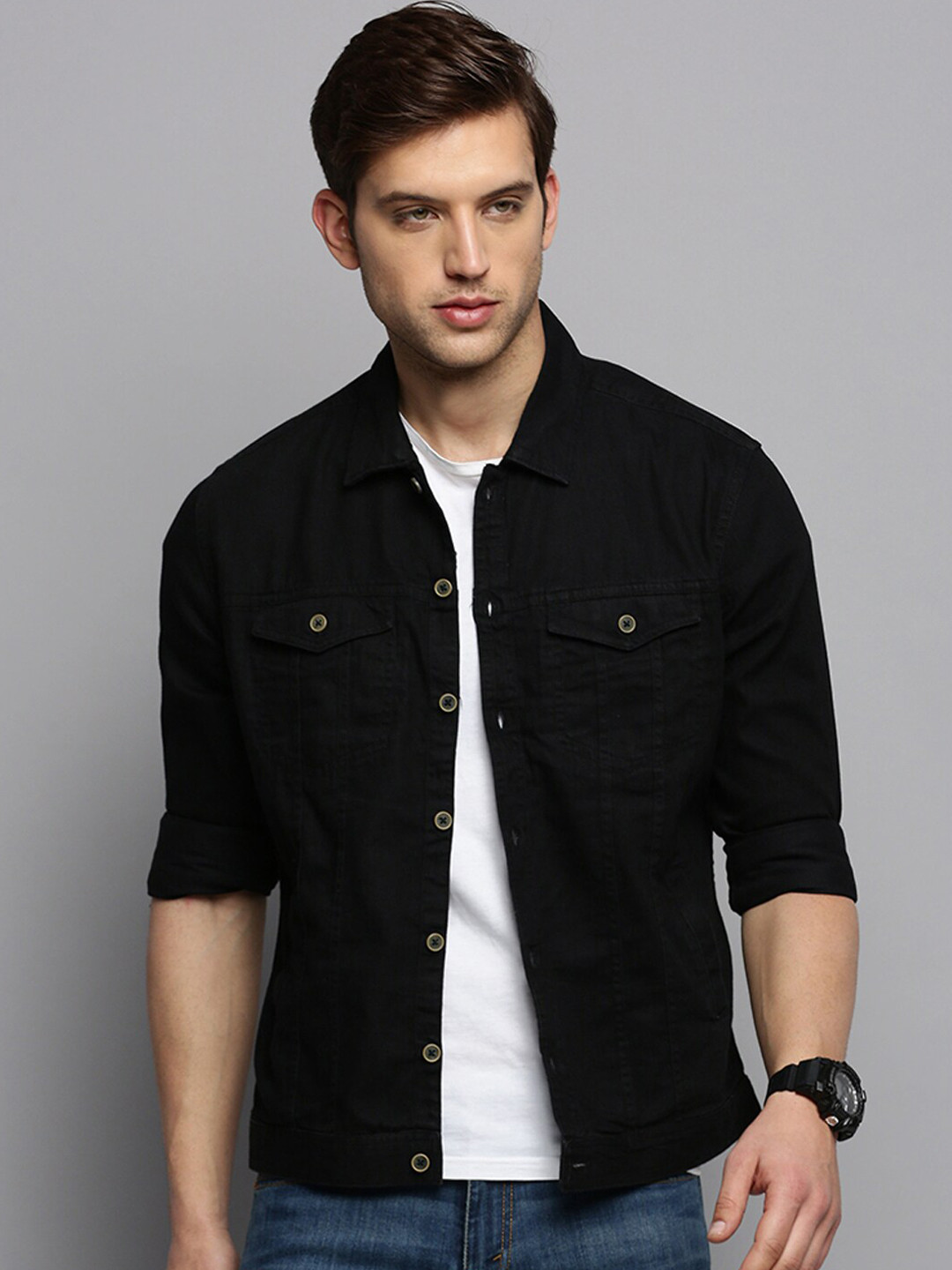 

SHOWOFF Spread Collar With Flap Pockets Denim Jacket, Black
