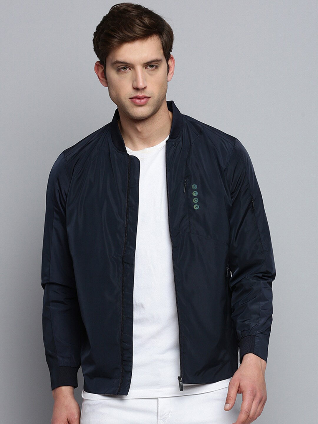 

SHOWOFF Mock Collar Water Resistant Bomber jacket, Navy blue