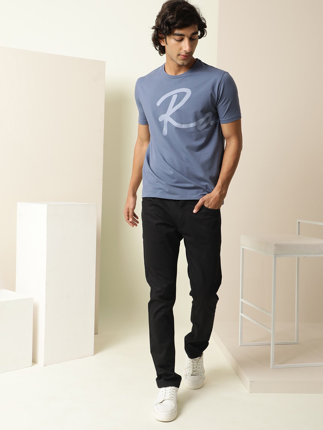

RARE RABBIT Men Rings-4 Slim Fit Solid Polo Collar T-Shirt, Blue