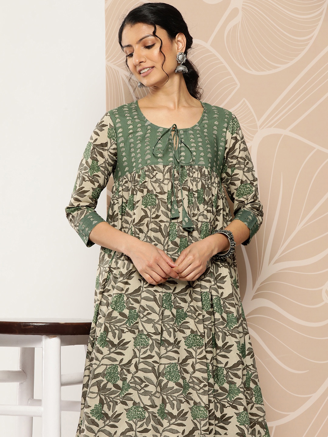 

mokshi Women Ethnic Motifs Printed Pleated Pure Cotton Kurta with Palazzos, Green
