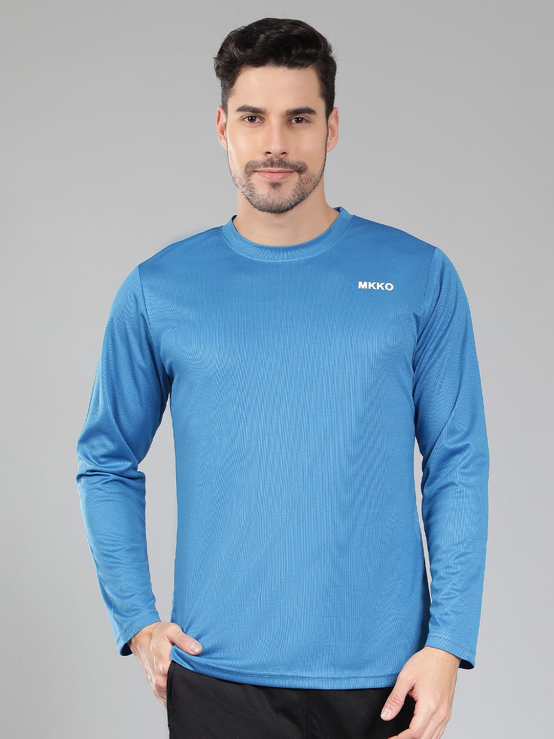 

MKKO Long Sleeves Round Neck Training T-shirt, Blue