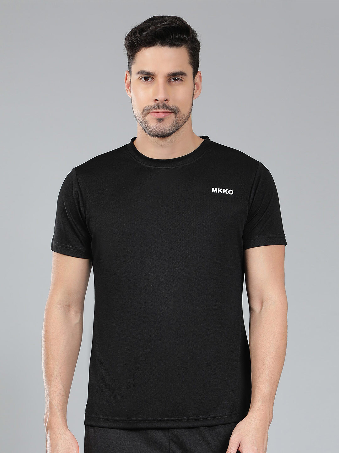 

MKKO Short Sleeve Round Training T-shirt, Black