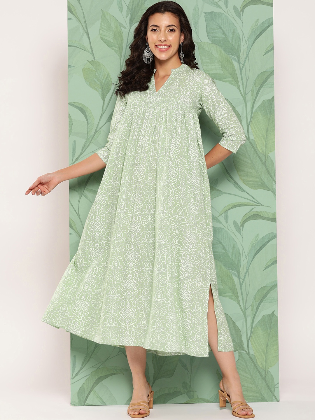 

mokshi Bandhani Printed Pure Cotton Midi Ethnic Dress, Green