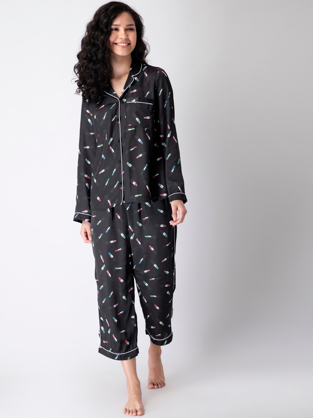 

FabAlley Women Black & White Printed Night suit