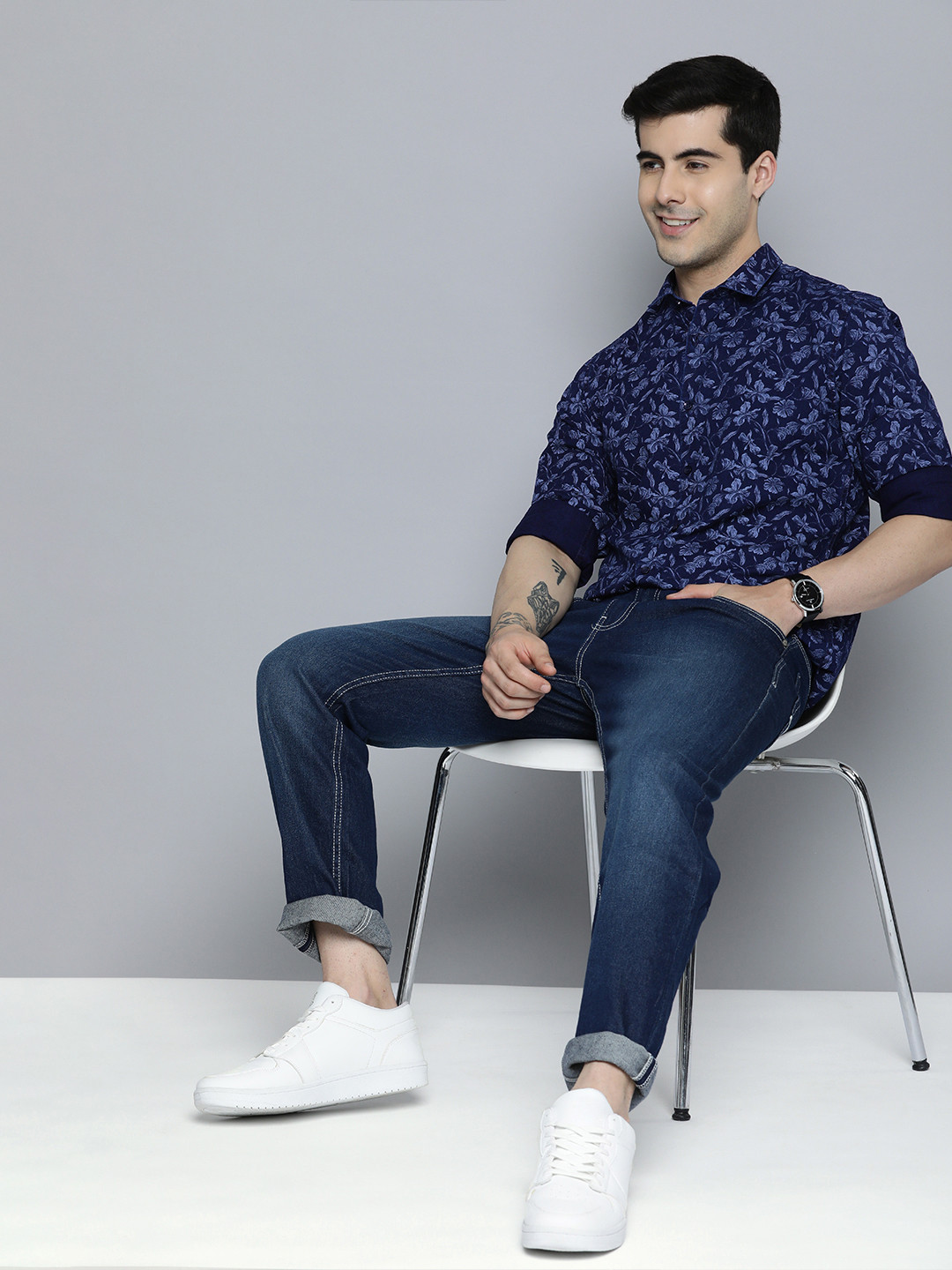 

Mast & Harbour Men Floral Printed Casual Shirt, Navy blue