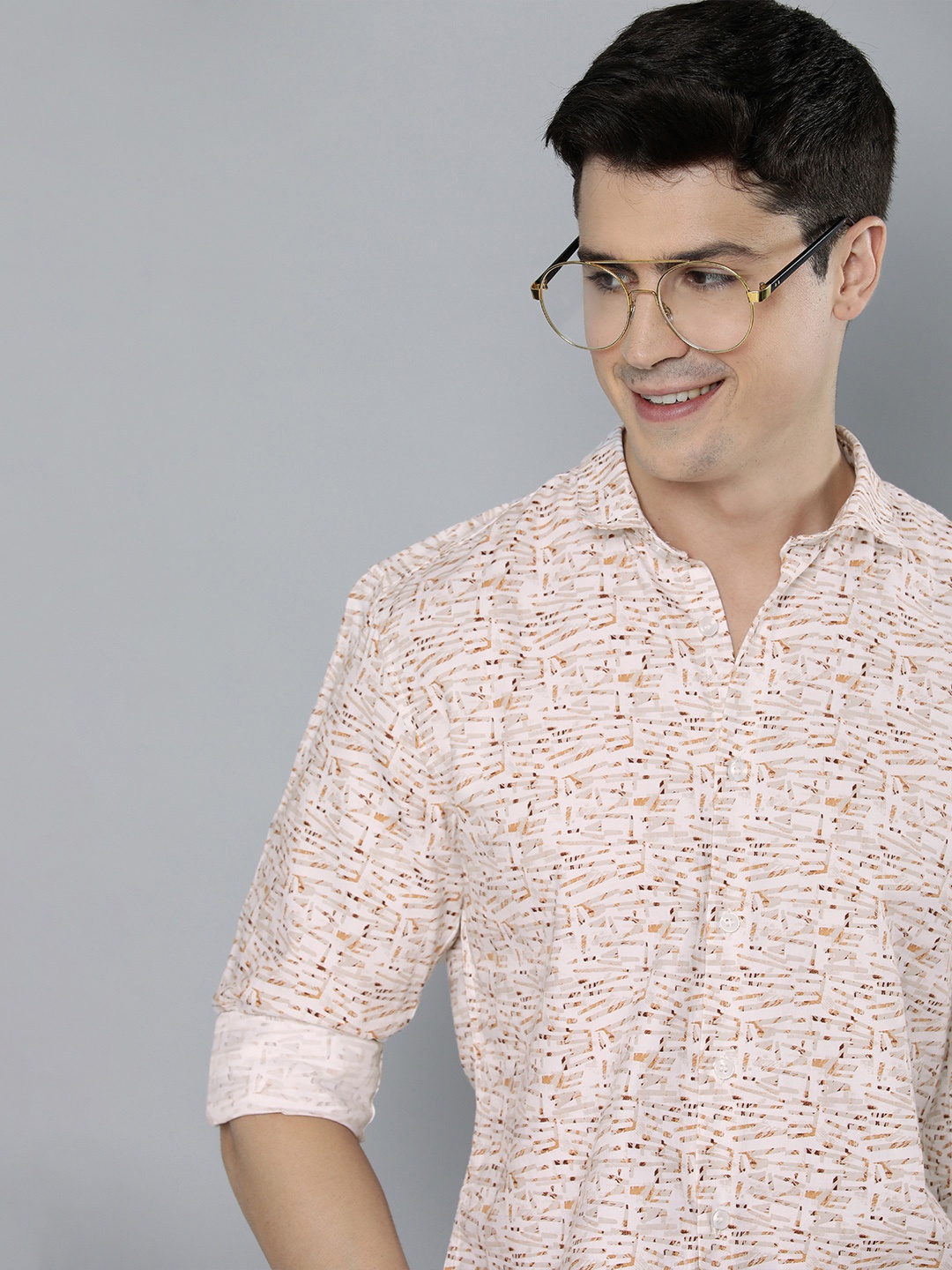 

Mast & Harbour Men Standard Printed Pure Cotton Casual Shirt, Brown