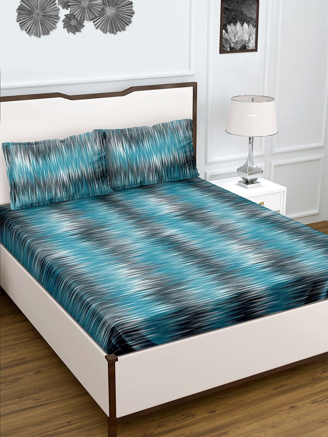 

BELLA CASA Blue & Black Abstract 150 TC King Bedsheet with 2 Pillow Covers
