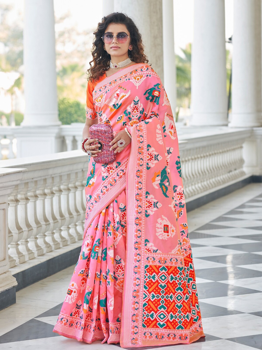 

ODETTE Ethnic Motifs Woven Design Saree, Pink