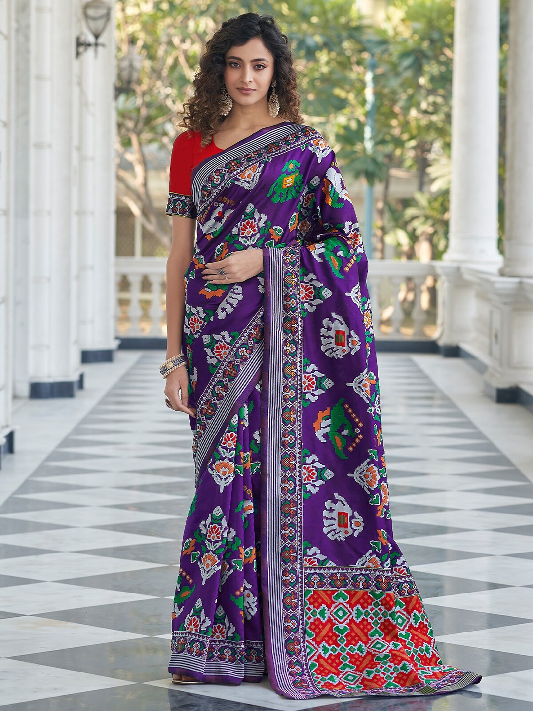 

ODETTE Ethnic Motifs Woven Design Saree, Violet