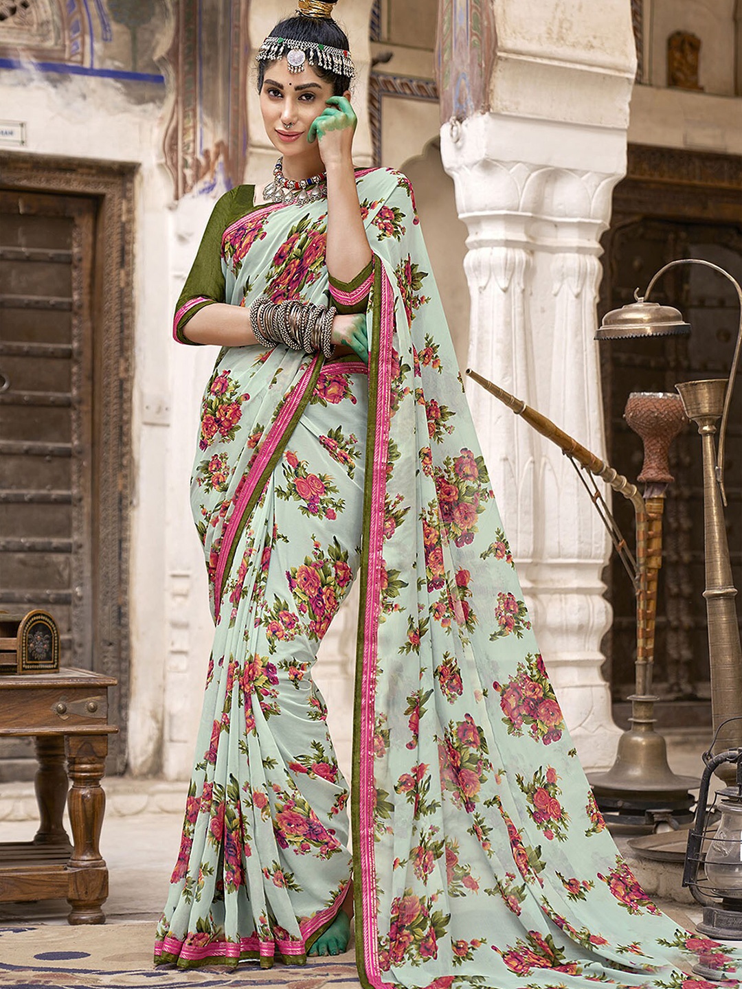 

ODETTE Floral Printed Poly Georgette Saree, Green