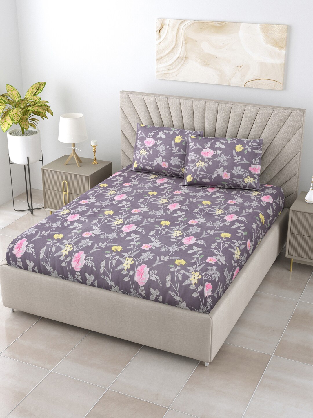 

Salona Bichona Relex Grey & Pink Floral 144 TC Queen Bedsheet with 2 Pillow Covers