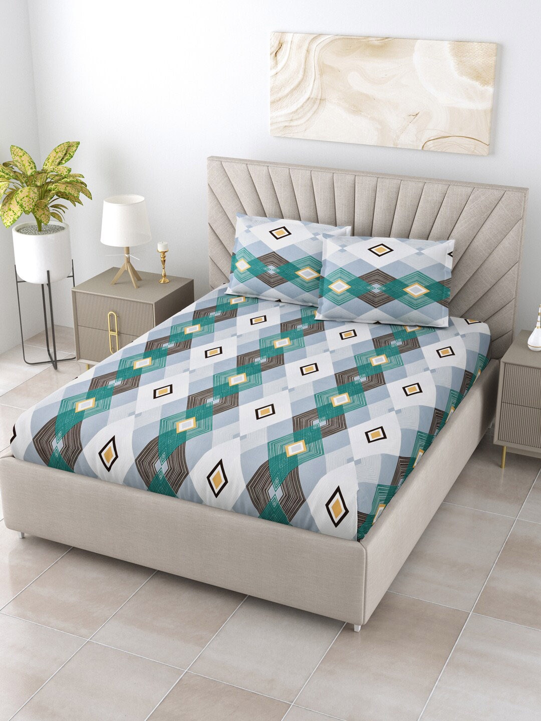 

Salona Bichona Green & Blue Floral 180 TC Queen Bedsheet With 2 Pillow Covers