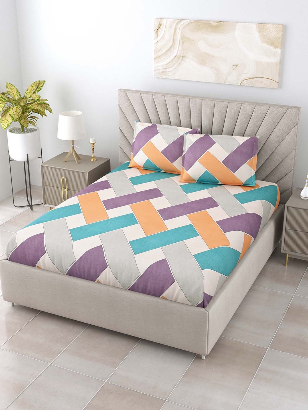 

Salona Bichona White & Purple Geometric 180 TC Queen Bedsheet With 2 Pillow Covers