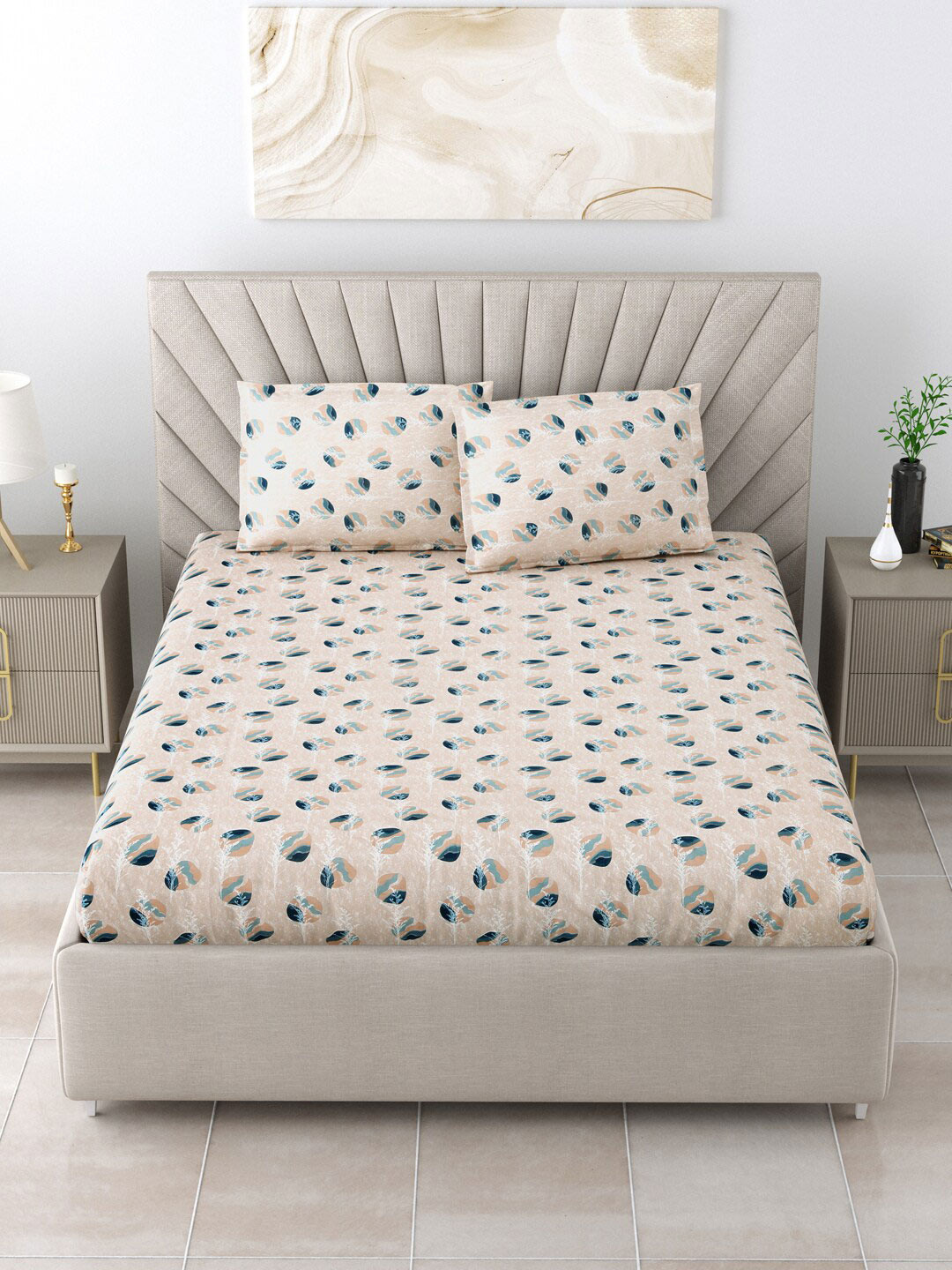 

Salona Bichona Austere Beige & Blue Floral 144 TC Queen Bedsheet With 2 Pillow Covers