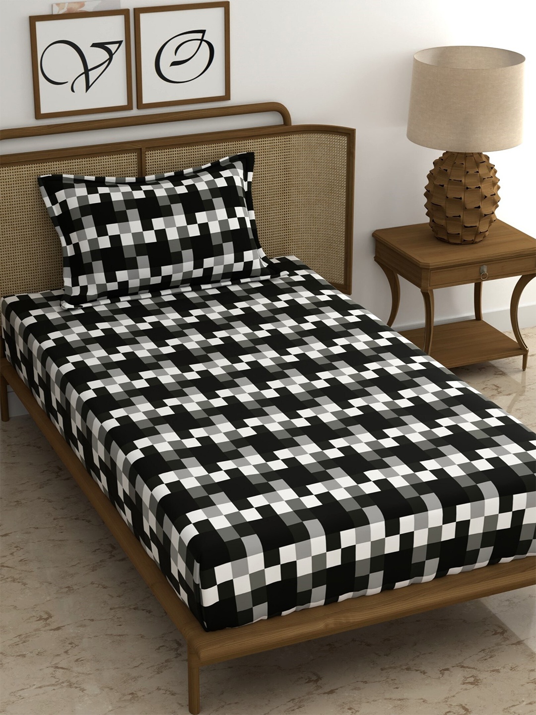 

CHHAVI INDIA Black & White Geometric 210 TC Single Bedsheet with Pillow Cover