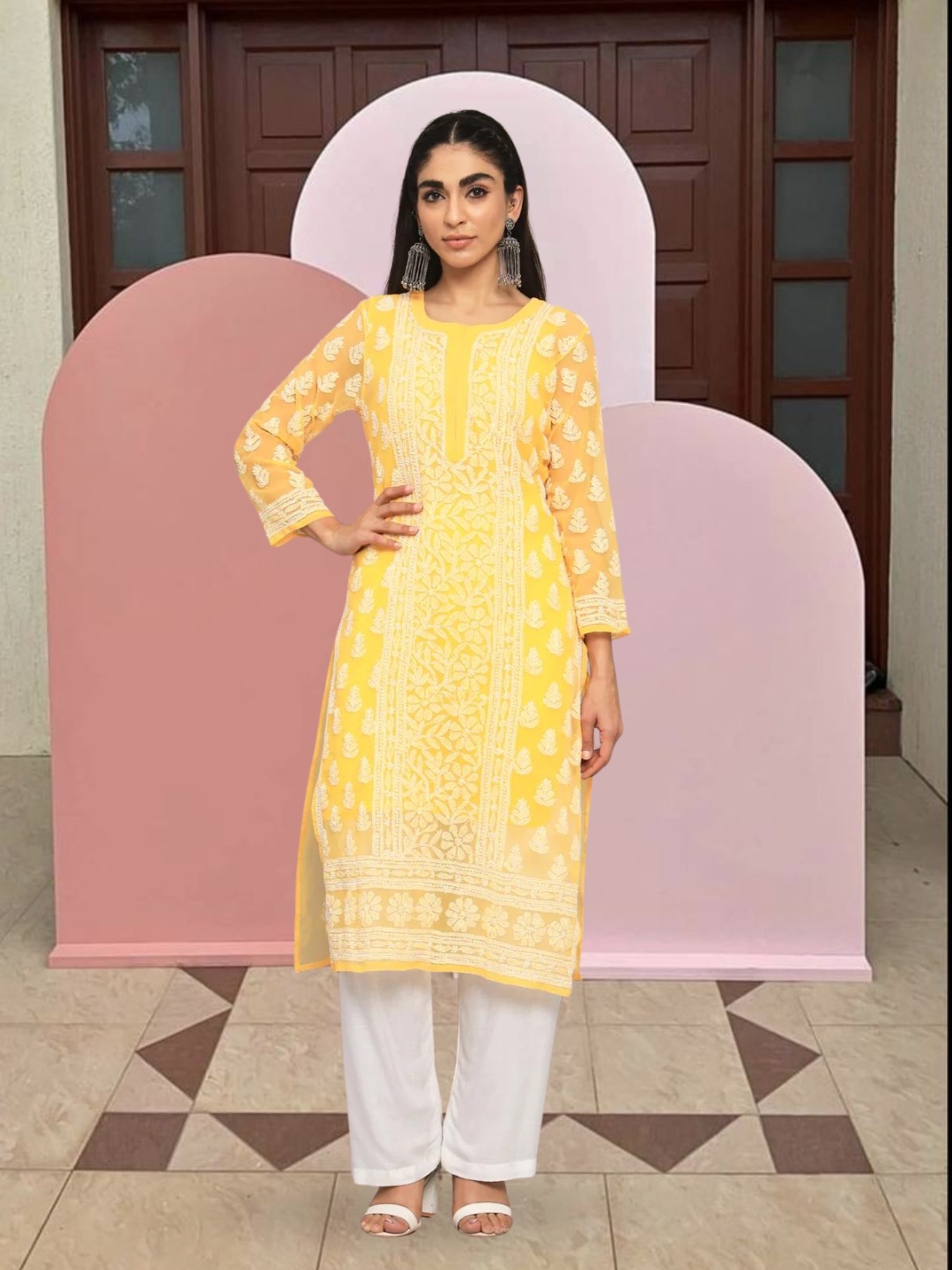 

PARAMOUNT CHIKAN Women Embroidered Lucknowi Chikankari Georgette Kurta, Yellow