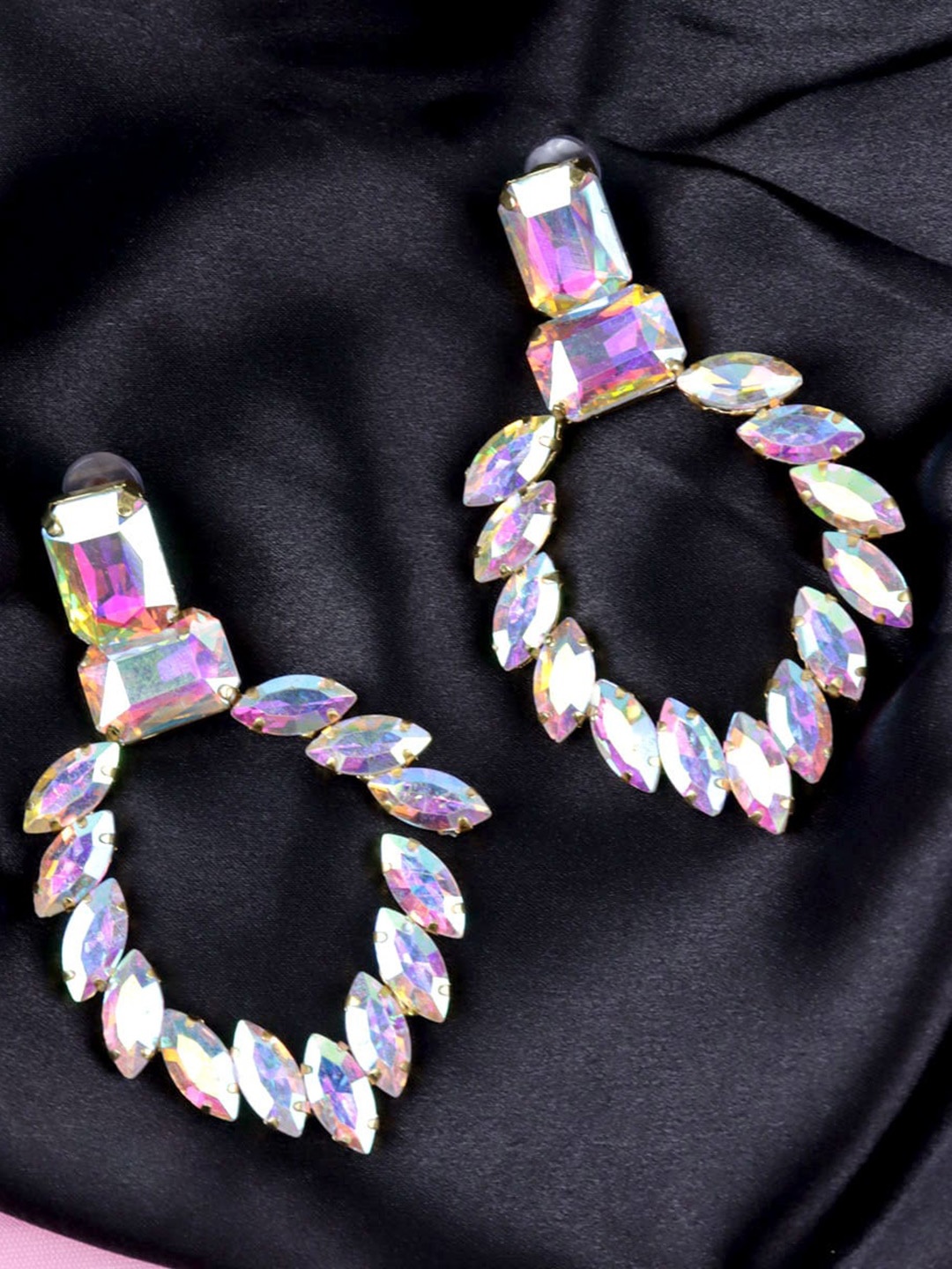 

VAGHBHATT Gold-Plated Stone Studded Leaf Shaped Drop Earrings, Pink