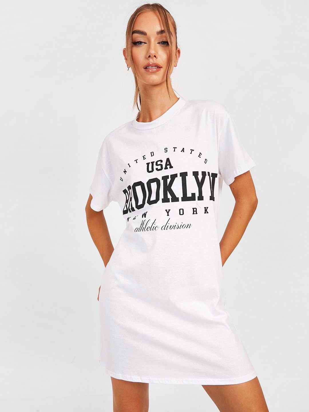 

Boohoo Printed Pure Cotton Oversized T-shirt Dress, White