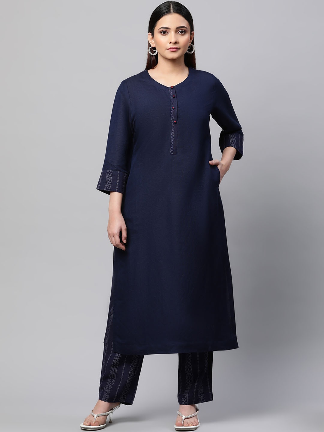 

Linen Club Woman Straight Linen Kurta with Palazzos, Navy blue