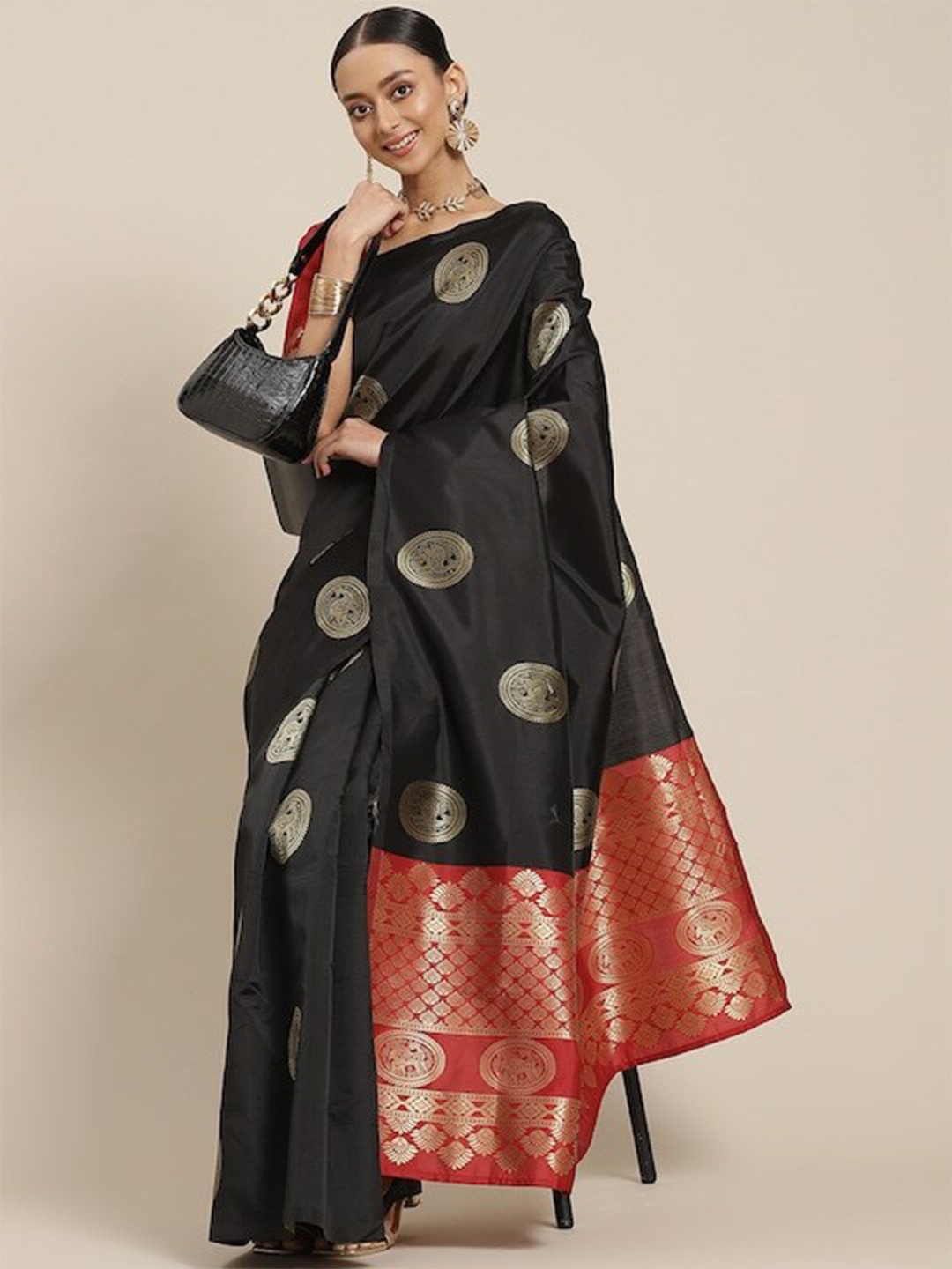 

GAJARAI Ethnic Motifs Woven Design Zari Banarasi Saree, Black