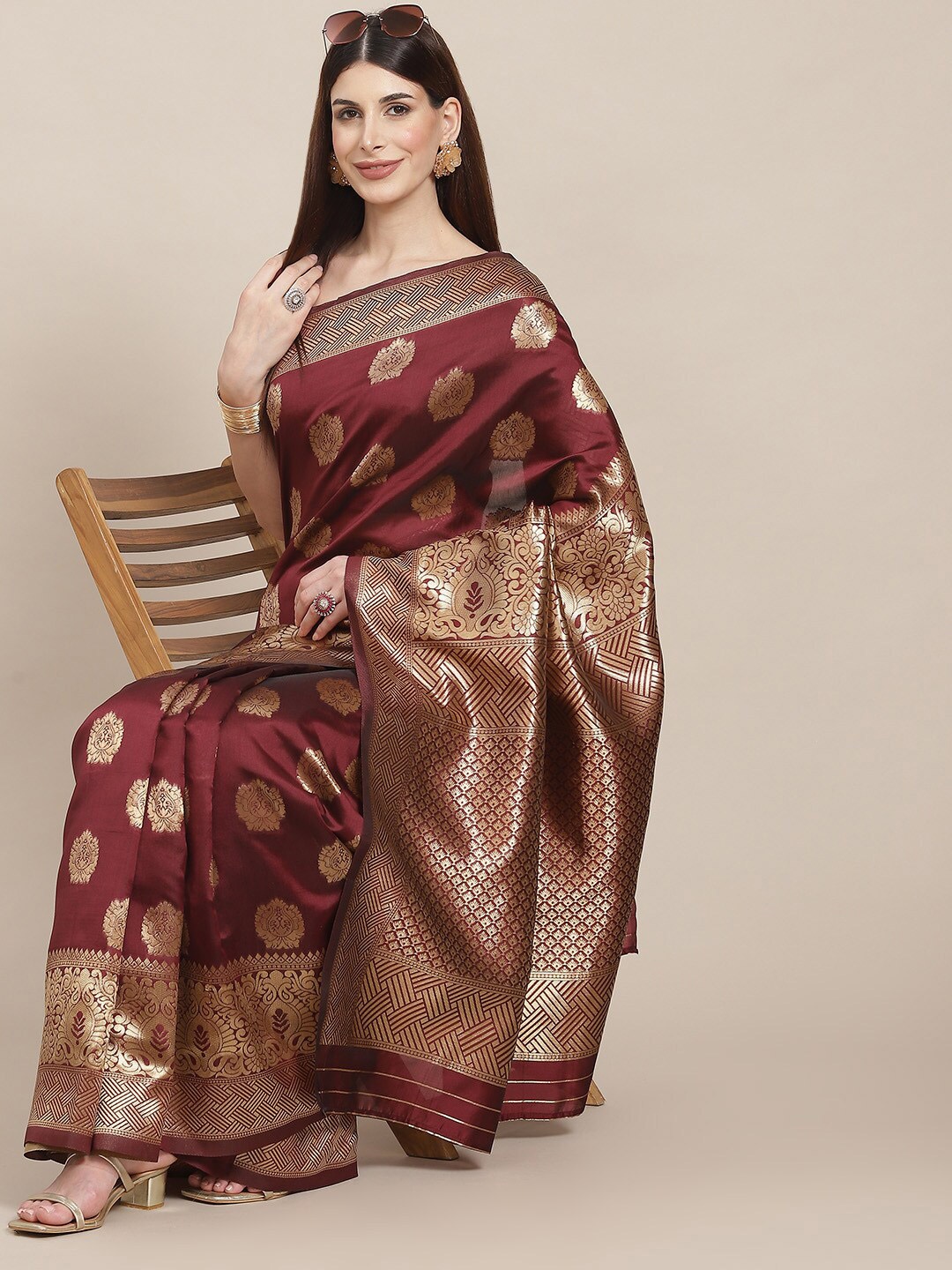 

GAJARAI Ethnic Motifs Woven Design Zari Banarasi Saree, Maroon