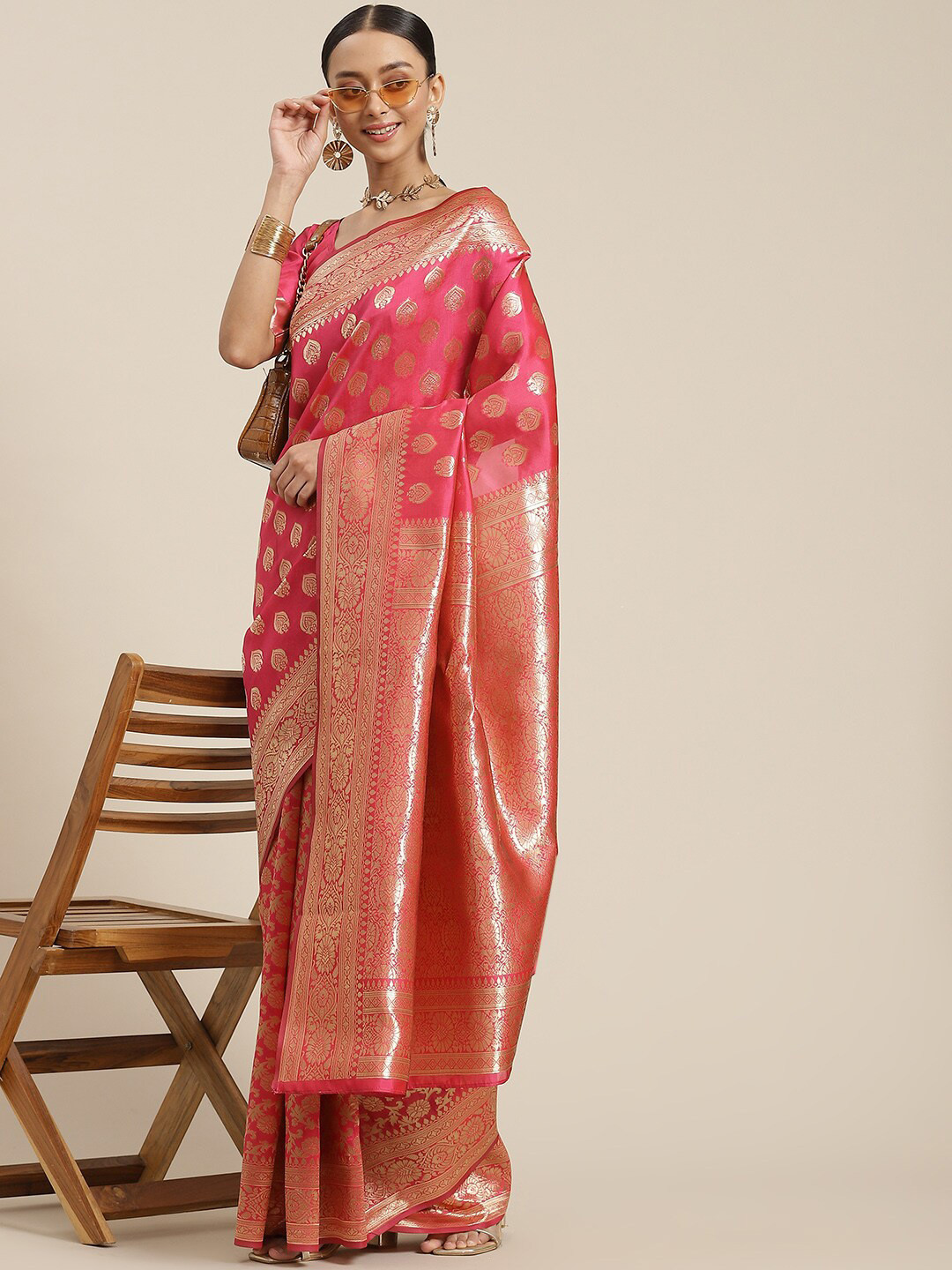 

GAJARAI Ethnic Motif Woven Design Zari Banarasi Saree, Pink