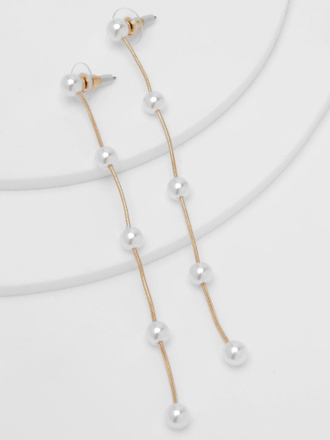 

Boohoo Women Pearls Studded Contemporary Shaped Drop Earrings, Gold