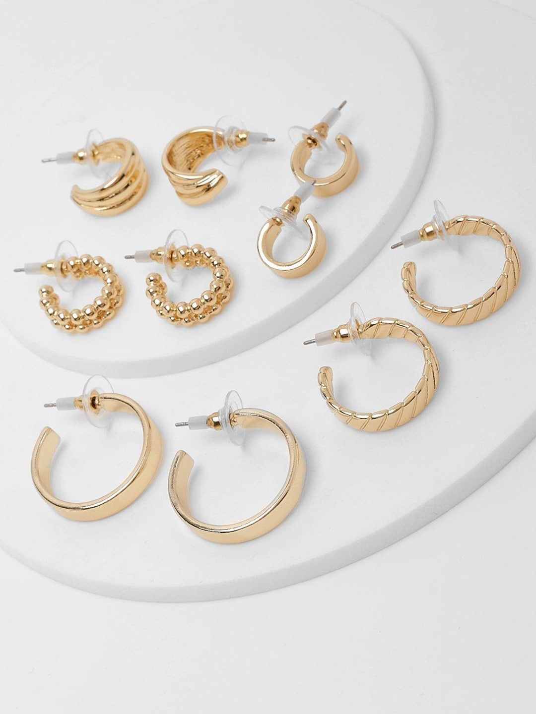 

Boohoo Women Set Of 5 Circular Half Hoop Earrings, Gold