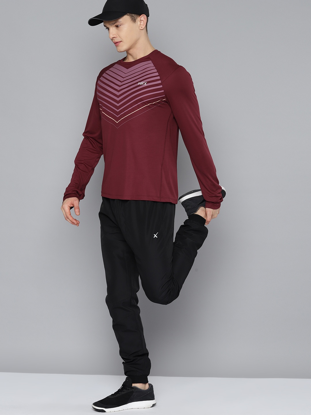 

HRX by Hrithik Roshan Striped T-shirt, Maroon