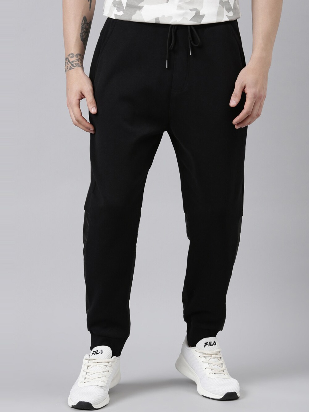 

Proline Men Cotton Mid-Rise Joggers, Black