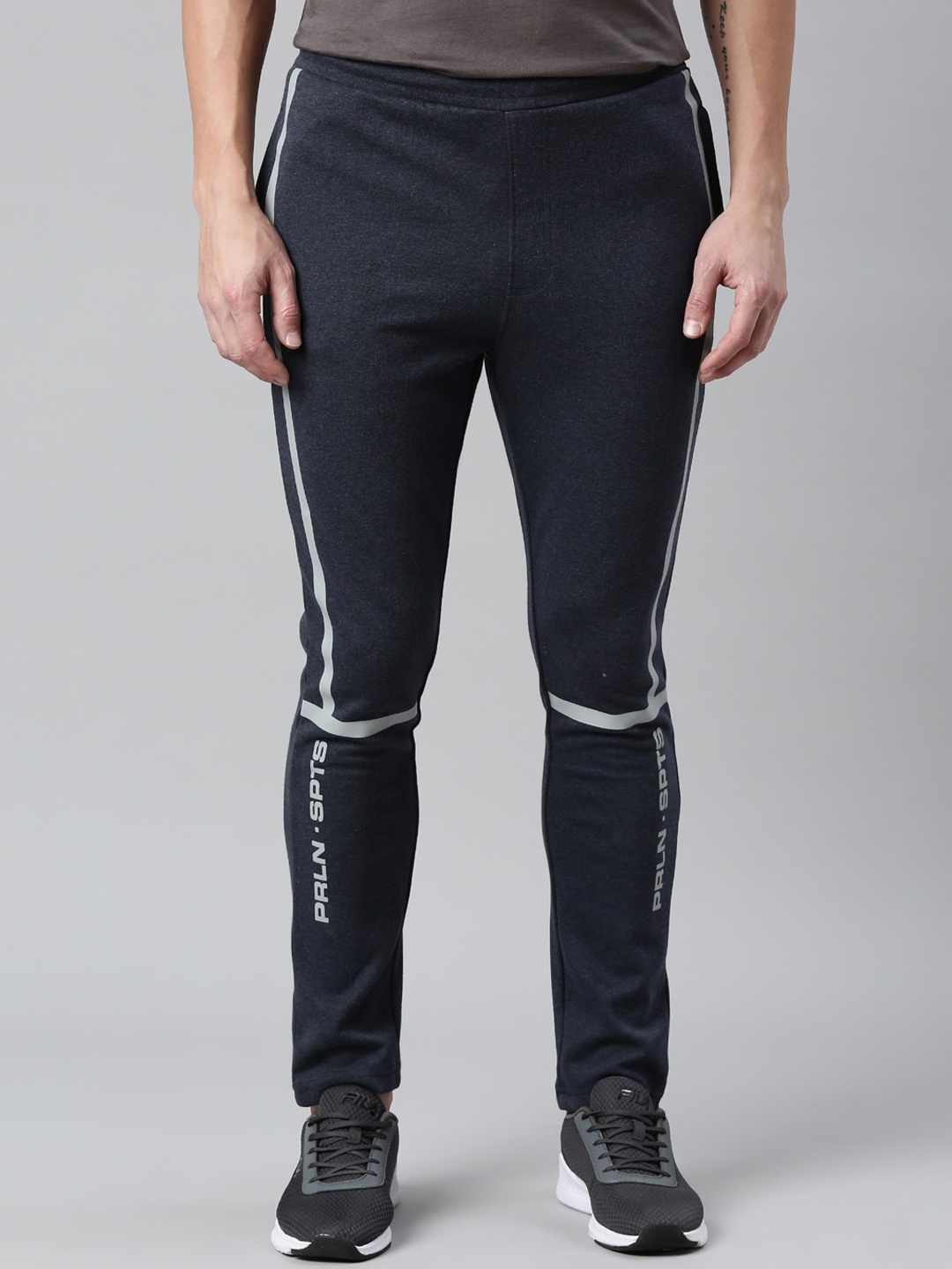 

Proline Men Striped Details Cotton Mid-Rise Track Pant, Navy blue