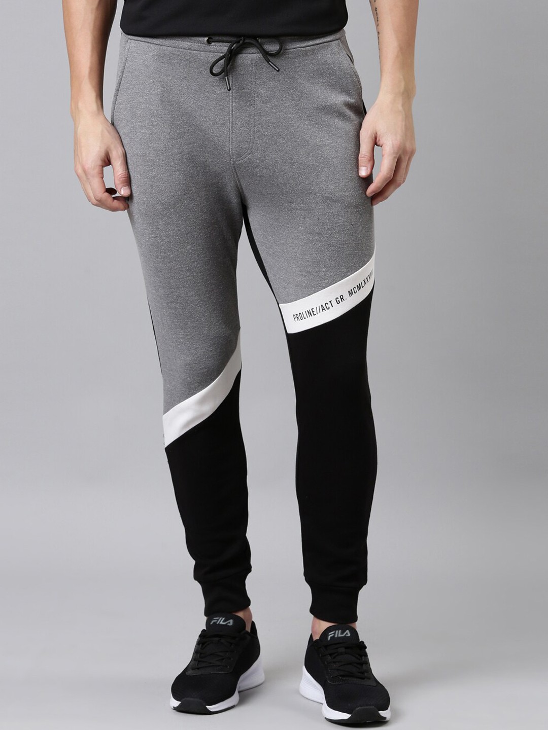 

Proline Men Colourblocked Cotton Mid-Rise Joggers, Grey