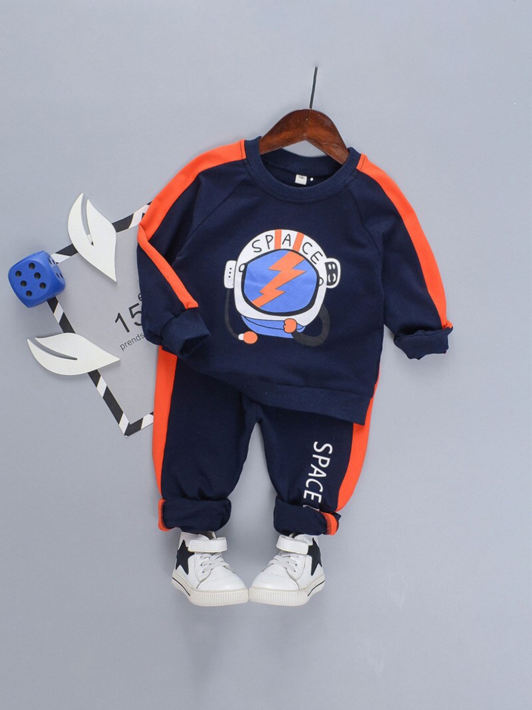 

Googo Gaaga Boys Printed Sweatshirt With Joggers, Navy blue