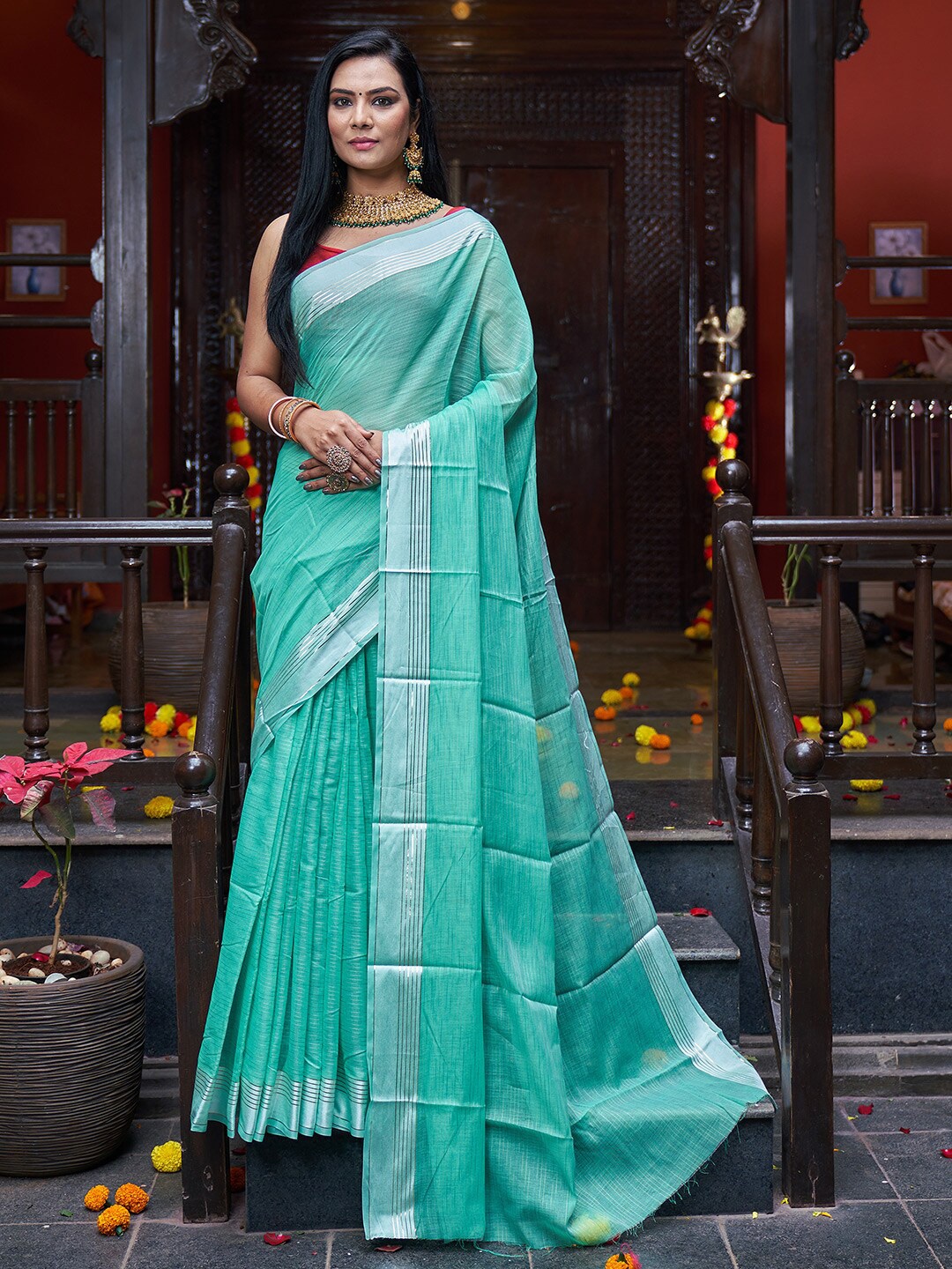 

KARAGIRI Striped Silk Saree, Green