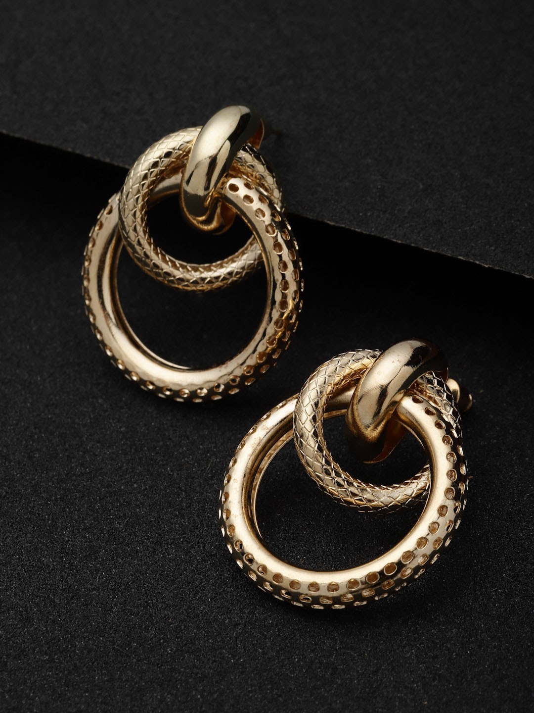 

VOGUE PANASH Gold-Plated Circular Shaped Drop Earrings